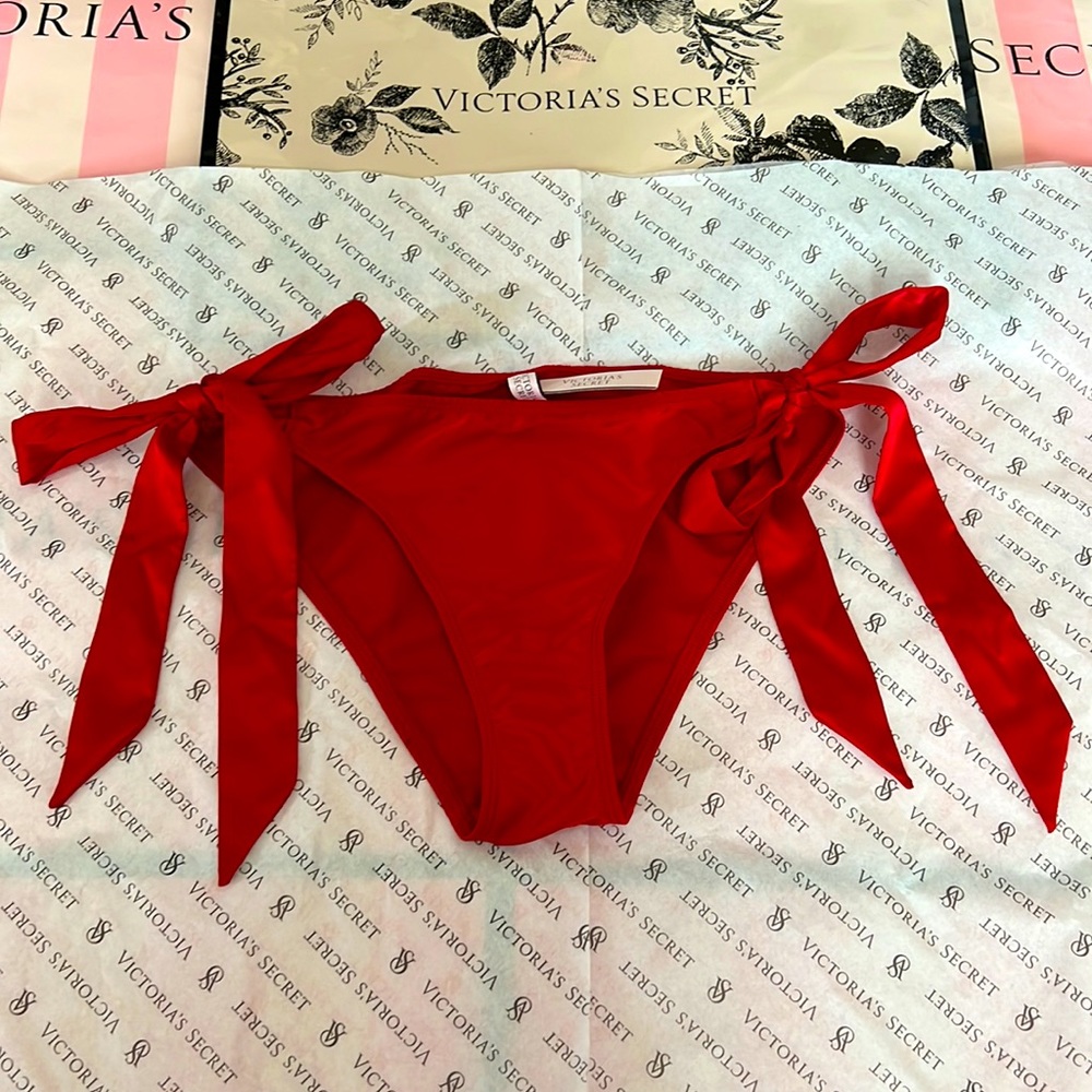 Victoria’s Secret Red DREAM ANGELS Both Side Tie Bikini Panty